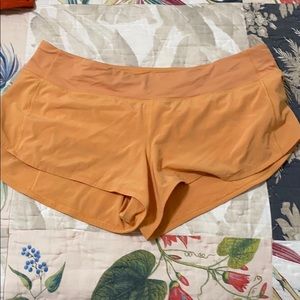 SOLD Lululemon Speed Up Short High-Rise *2.5*